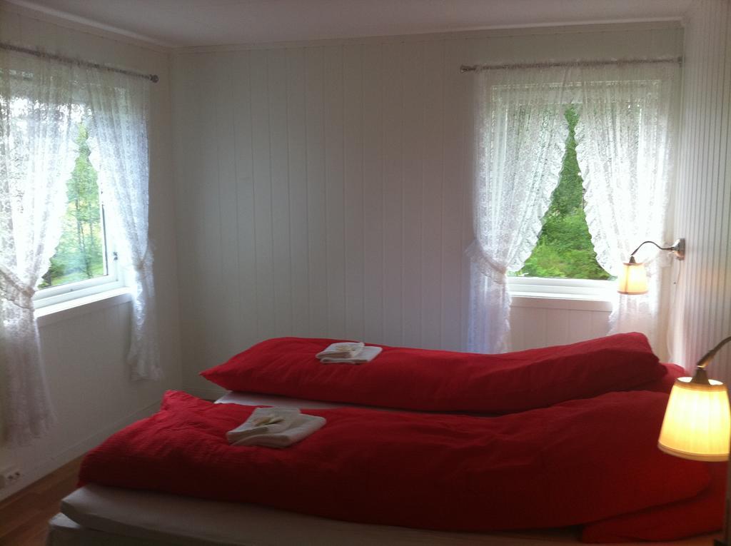 Birk Bed & Birds Bed & Breakfast Svanvik Стая снимка